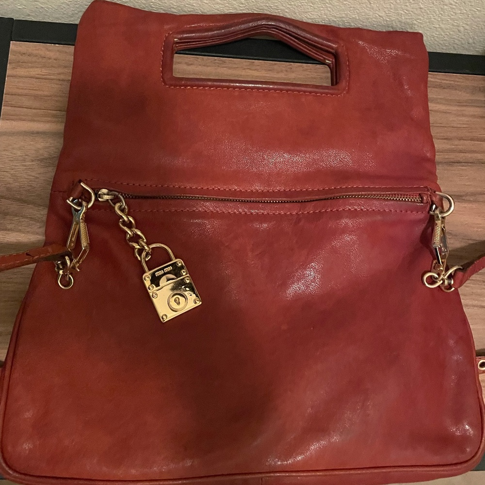 Miu Miu Rare Authantic Leather Crossbody Bag - Picture 4 of 10